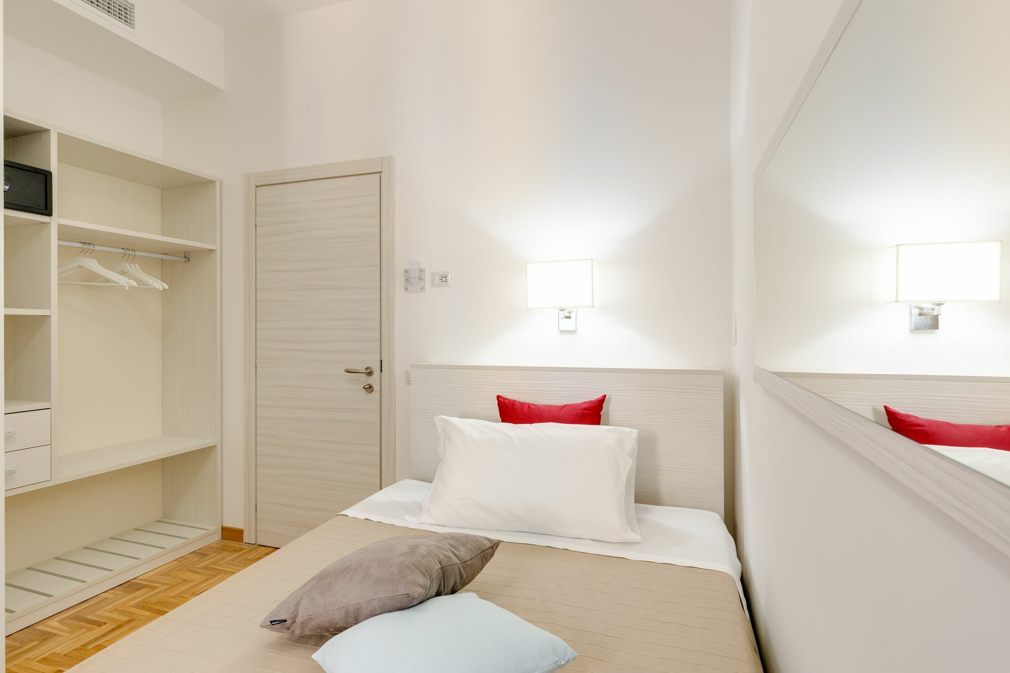 Dolce Luxury 2* Roma